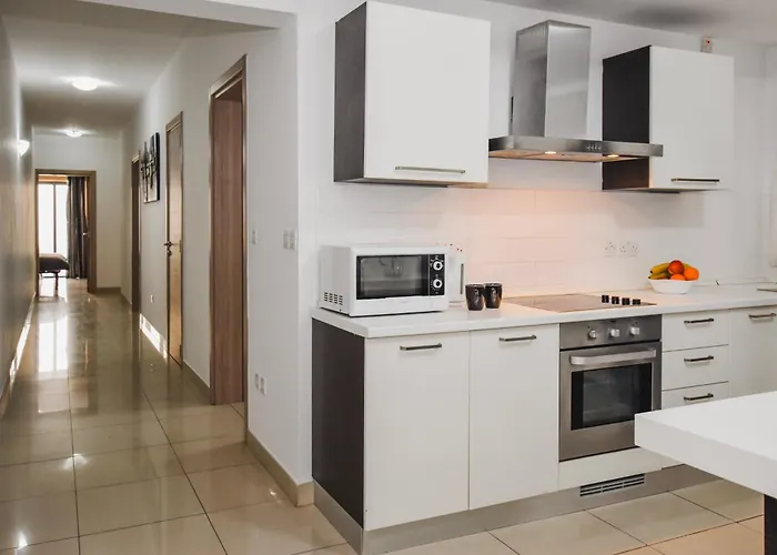 Apartamento Bh - Three Bedroom *