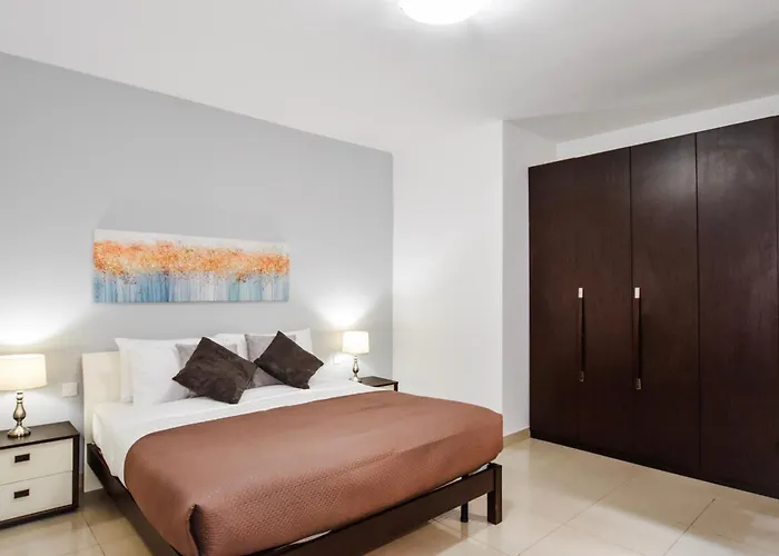 Bh - Three Bedroom Sliema