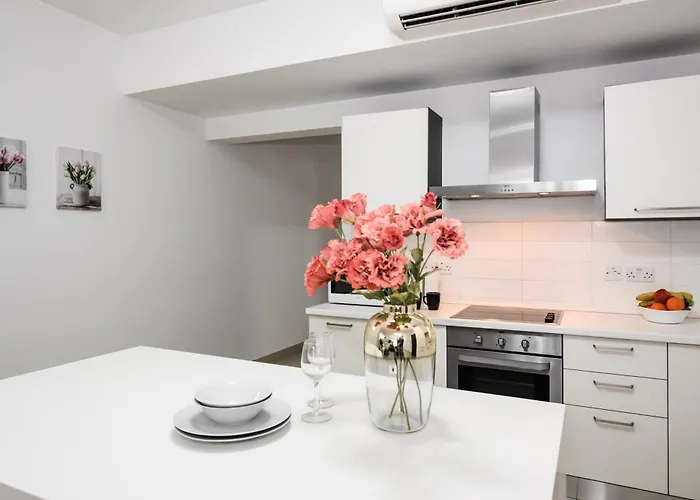 Bh - Three Bedroom Apartment Sliema